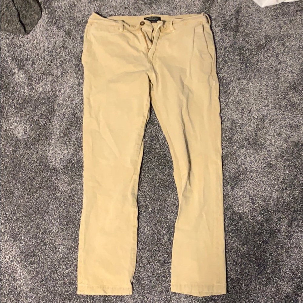 American Eagle Flex Chinos
